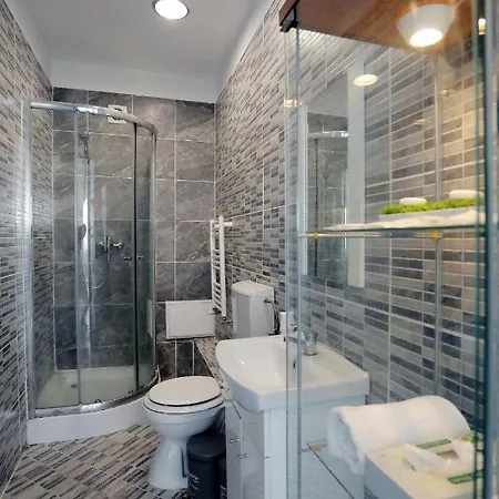Cosy Elfs Crib 3, Institutul Clinic Fundeni, Free Parking, By Elf Properties Bukarest