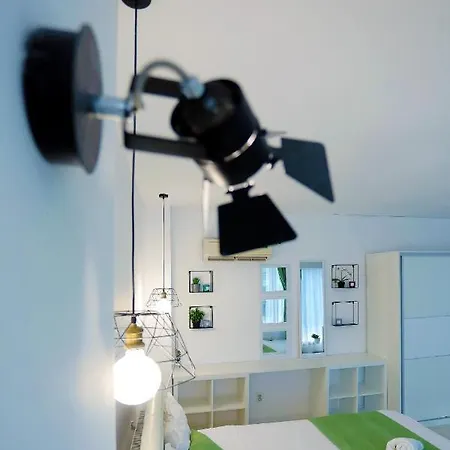 Lägenhet Cosy Elfs Crib 3, Institutul Clinic Fundeni, Free Parking, By Elf Properties