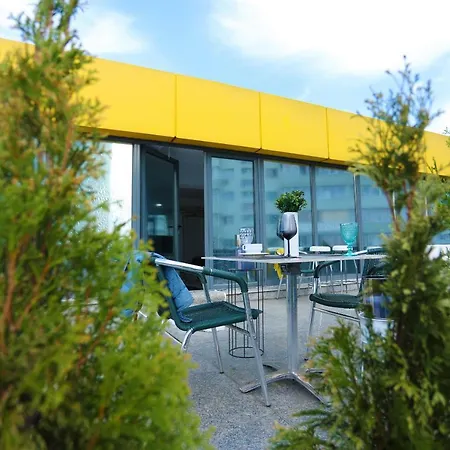 Cosy Elfs Crib 3, Institutul Clinic Fundeni, Free Parking, By Elf Properties Lägenhet Bukarest